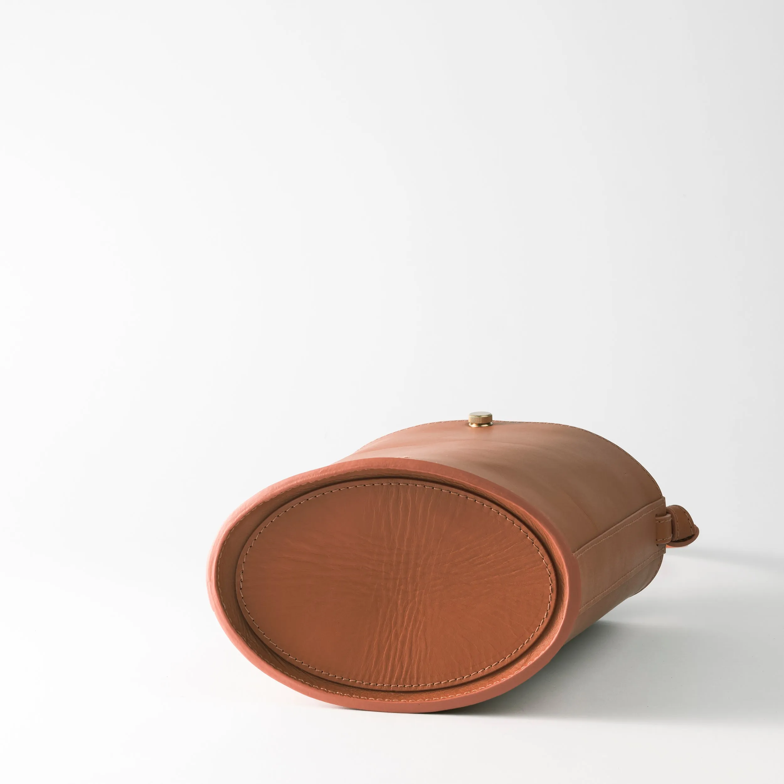 Small Hilma in Terracotta Vachetta