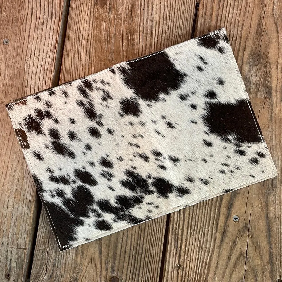 Small Notepad Cover - Black & White w/ No Embossed