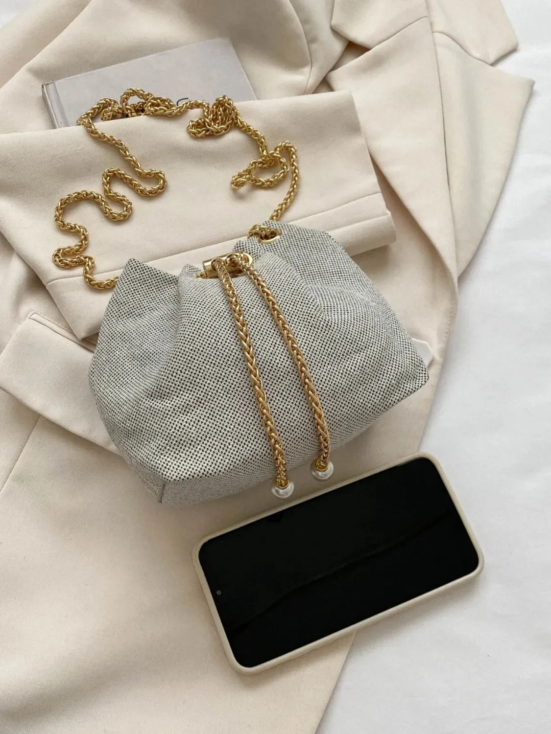 Straw Braided Chain Bucket Bag