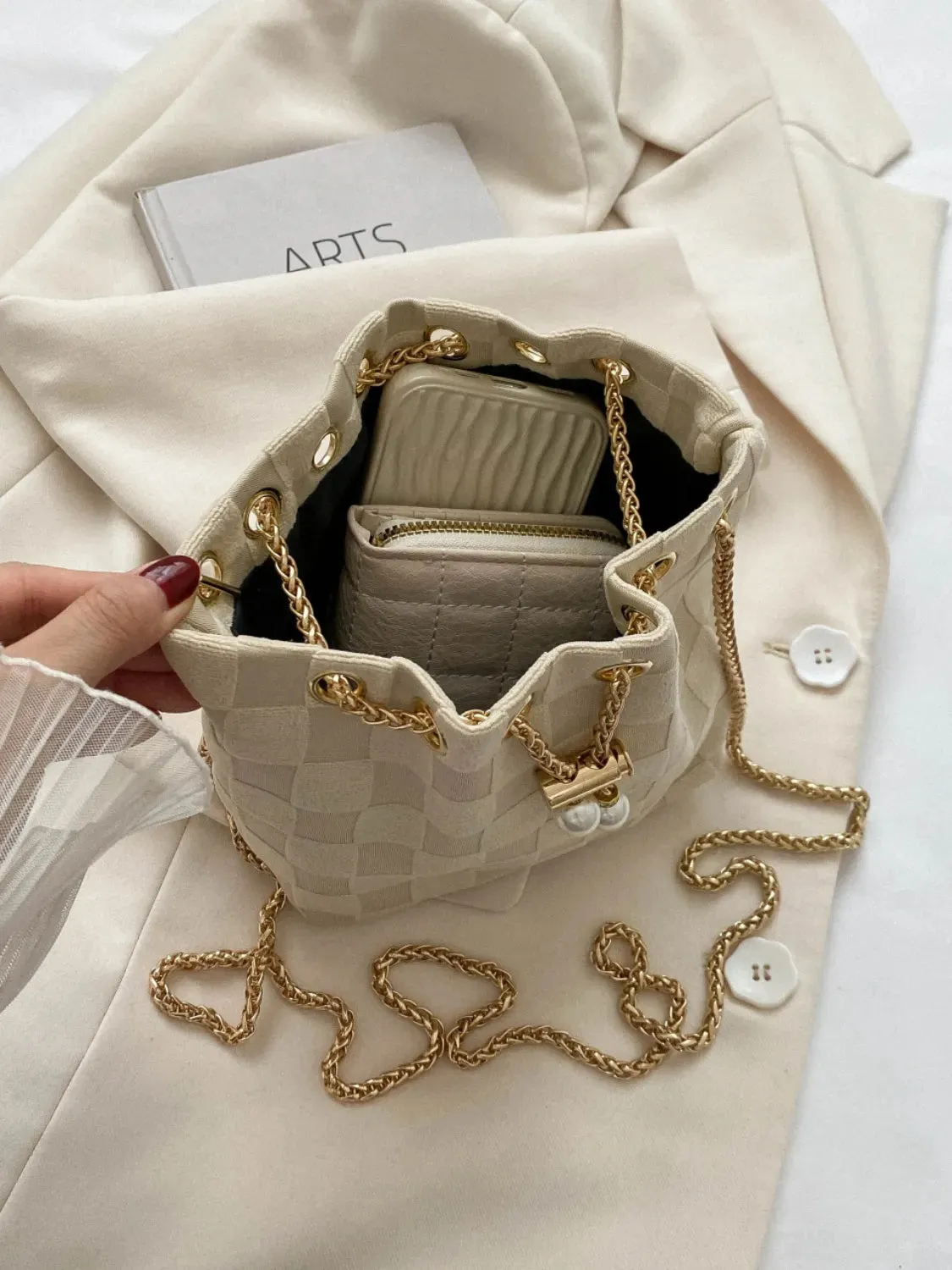 Straw Braided Chain Bucket Bag