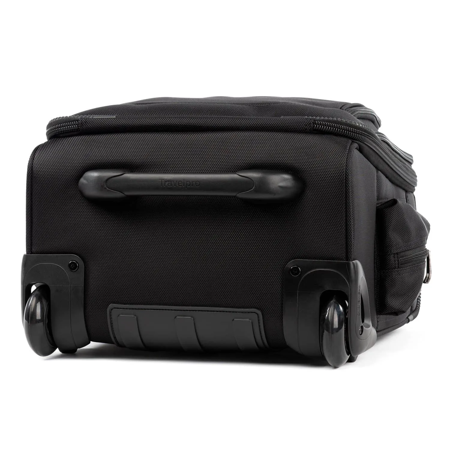 Travelpro FlightCrew5 Vertical Rolling Overnighter