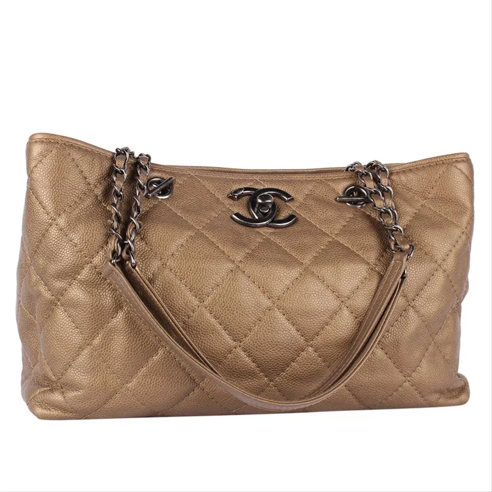 Turn Lock Caviar Leather Shoulder Bag