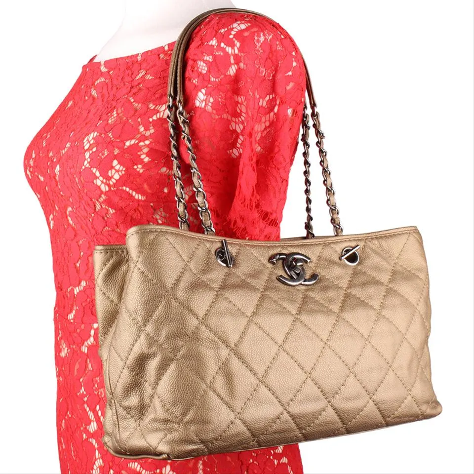 Turn Lock Caviar Leather Shoulder Bag