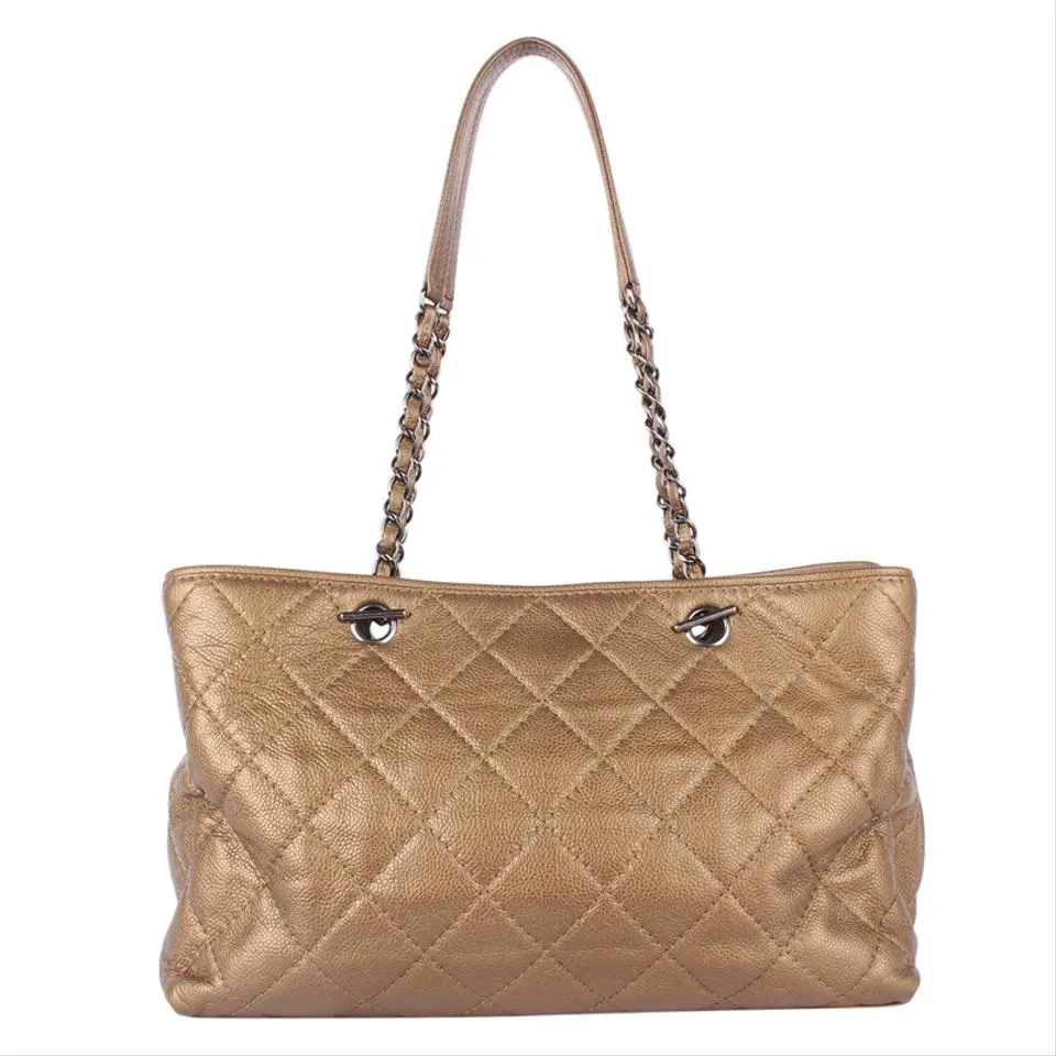 Turn Lock Caviar Leather Shoulder Bag