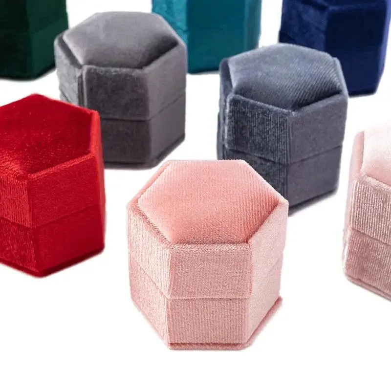 Vintage Hexagon Velvet Jewelry Single Ring Box Empty Case Holder for Engagement Wedding Ceremony Valentines Day Gift Organizer