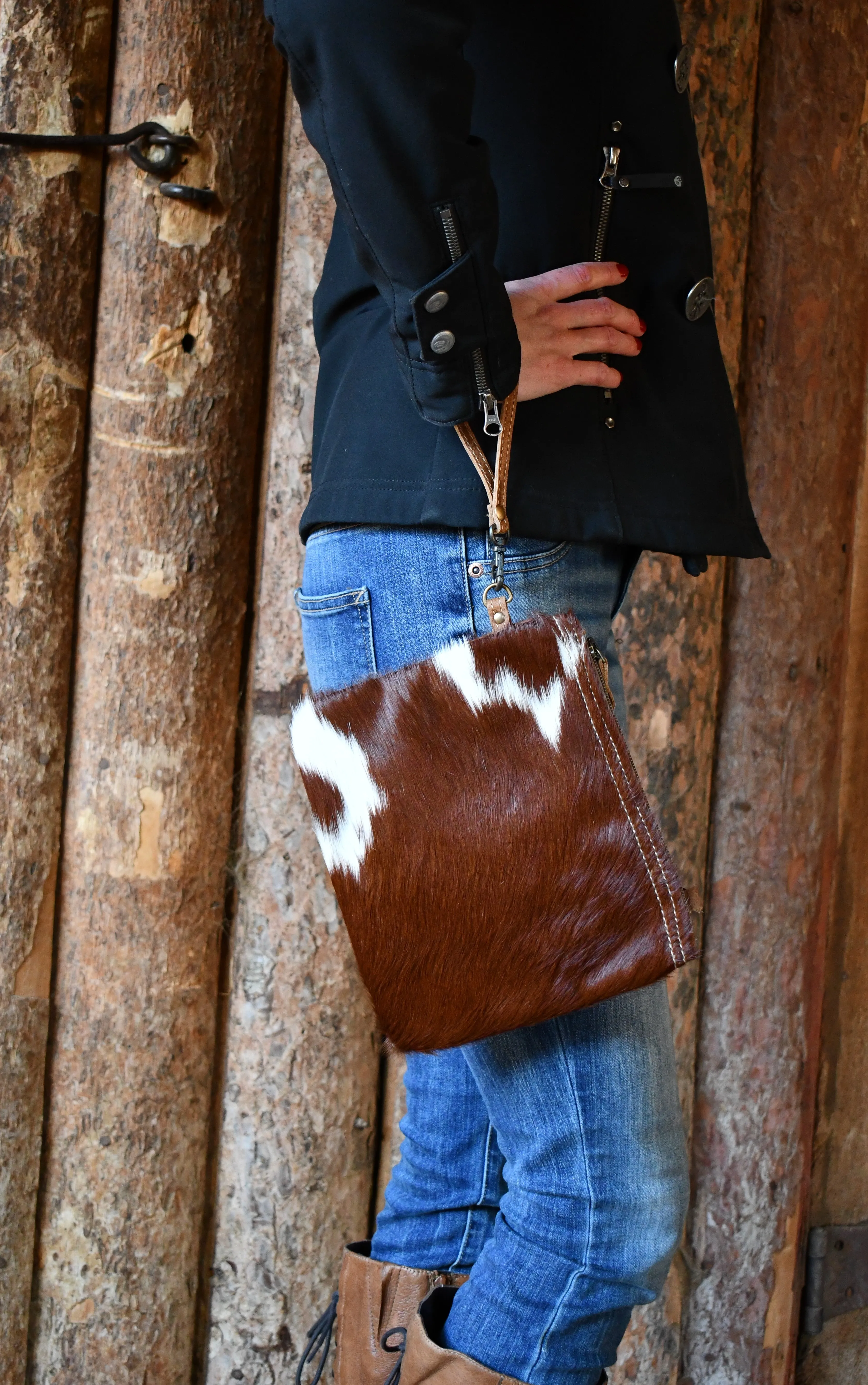 White and Brown Shade Bag