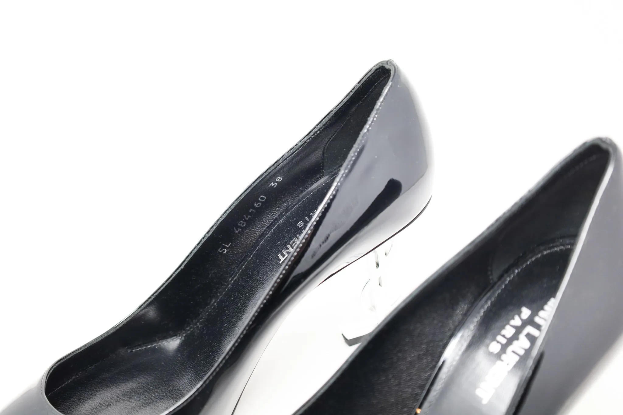 Yves Saint Laurent Opyum Pumps in Patent Leather with Silver- Tone Heel