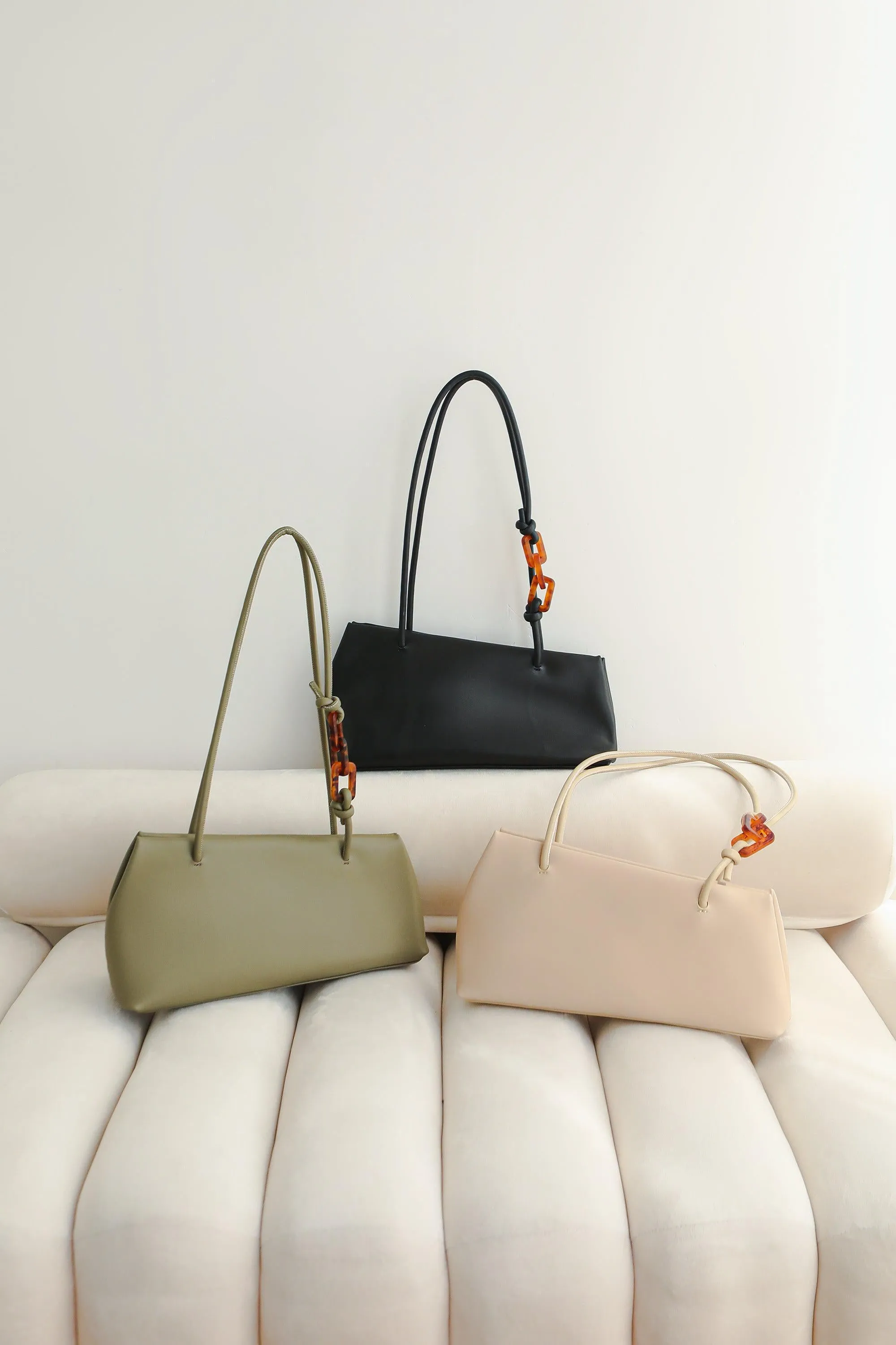 Zella Leather Shoulder Bag - Creamy